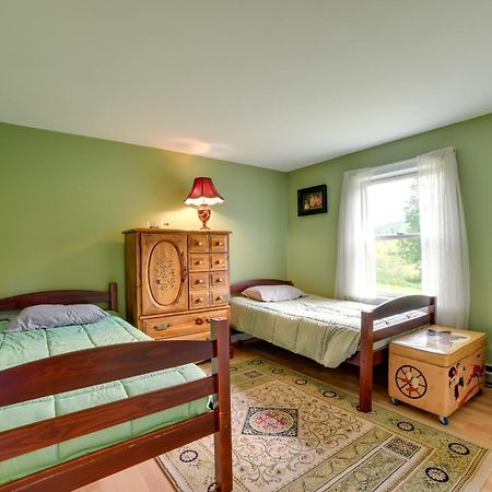 Quiet Catskills Getaway With Deck And Mtn Views New Kingston Ngoại thất bức ảnh