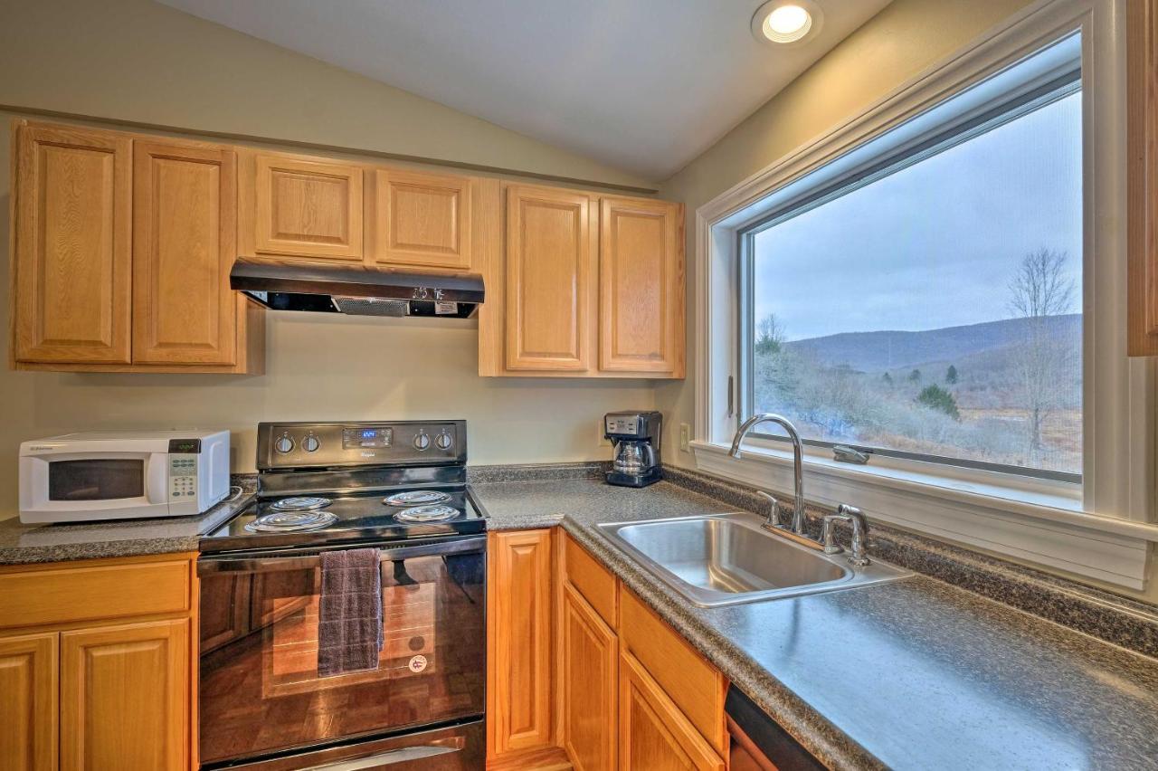 Quiet Catskills Getaway With Deck And Mtn Views New Kingston Ngoại thất bức ảnh