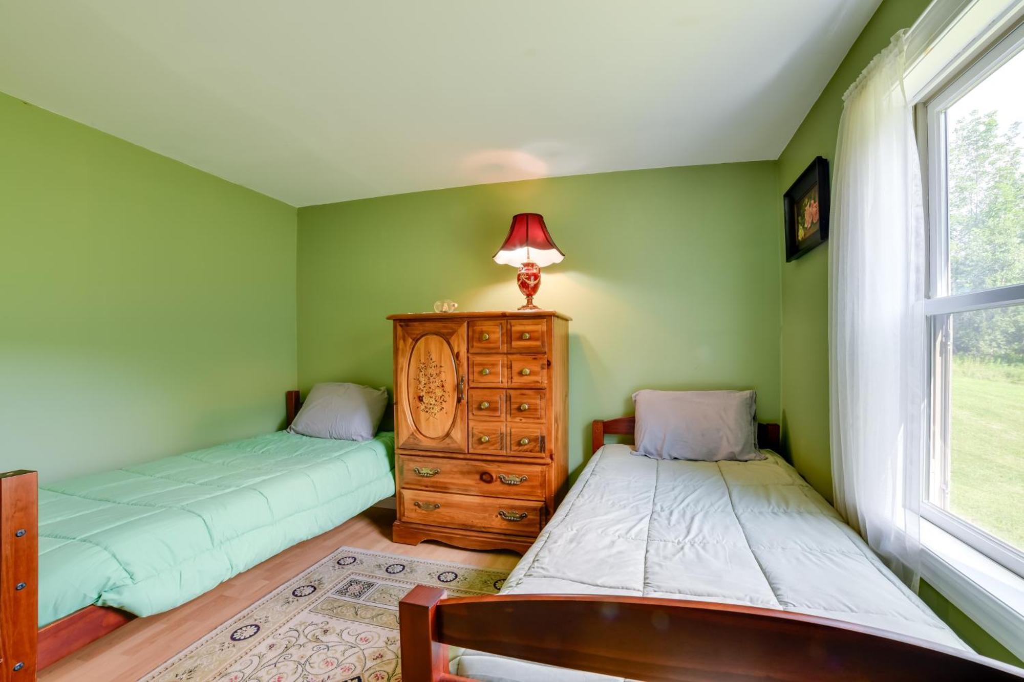 Quiet Catskills Getaway With Deck And Mtn Views New Kingston Ngoại thất bức ảnh